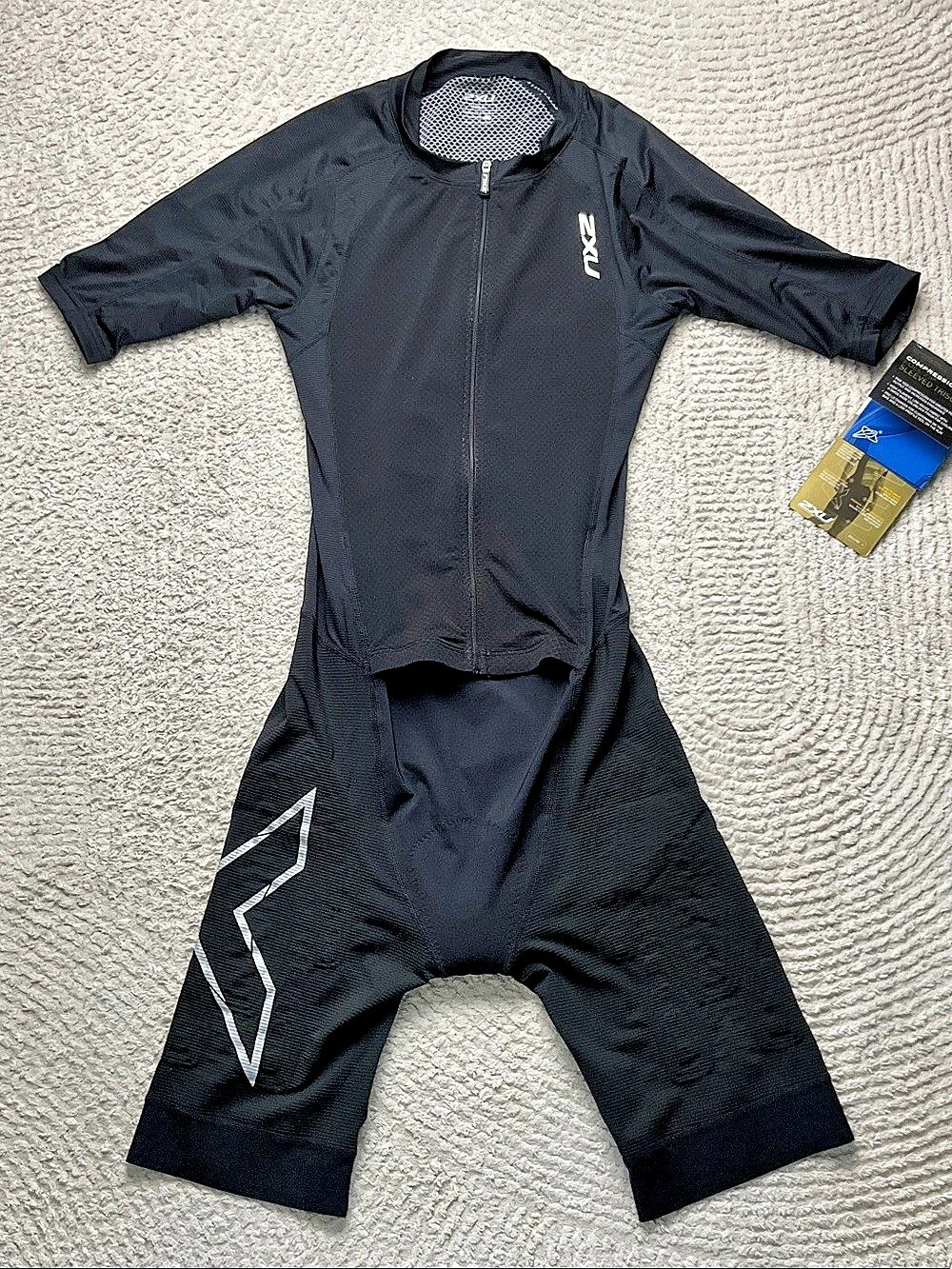 2XU Compression Full Zip Sleeved Trisuit Black Medium